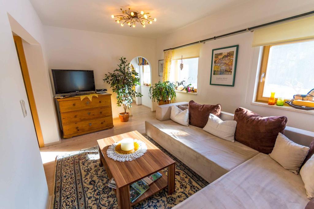Ferienwohnung Reitgestüt Waldeck Saalfelden Zimmer foto